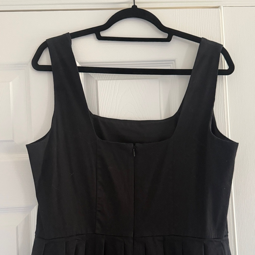 White House Black Market Black Sleeveless Fit-and-Flare Mini Dress - Picture 5 of 10